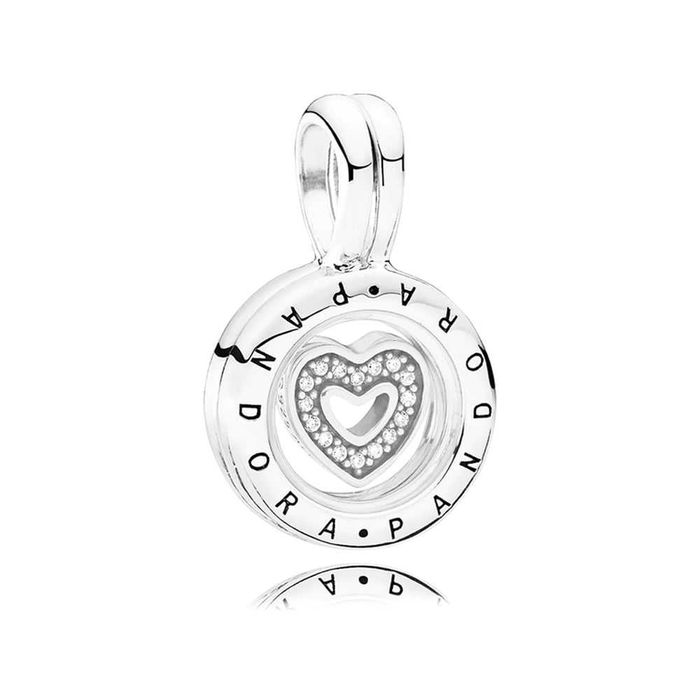 Pandora талисман сърце