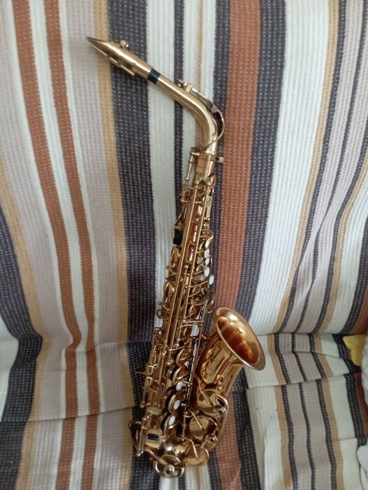Саксофон альт саксофон