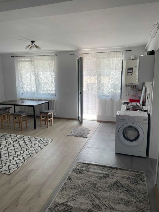 Chirie două camere, Florești