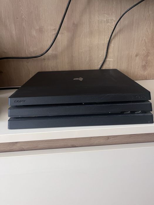 Ps4 pro 1ТБ - може лек коментар по цената