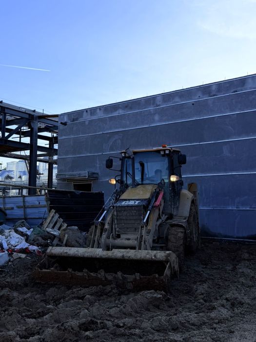 Сдается в аренду Экскаватор Погрузчик 3/1 Cat!