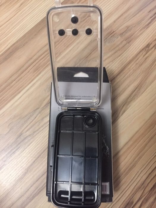 Продаётся водонепроницаемый чехол для iPhone 6. Глубина погружения 40