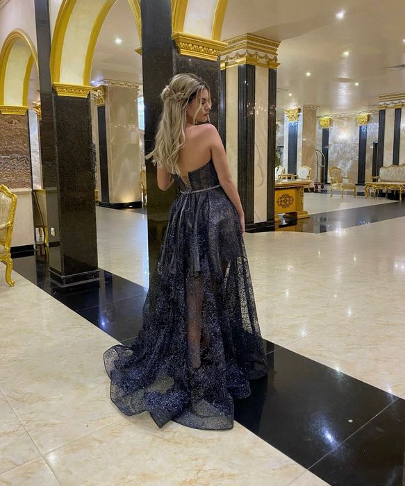 Абитуриентска рокля