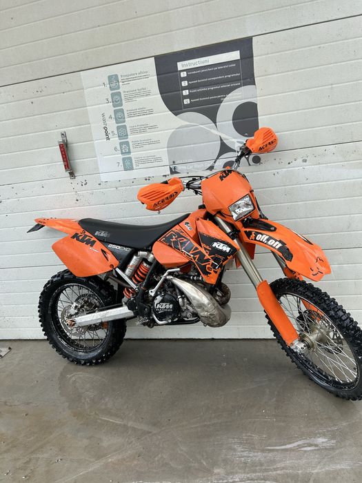 Ktm 2003 250 2t mai multe detalii in privat