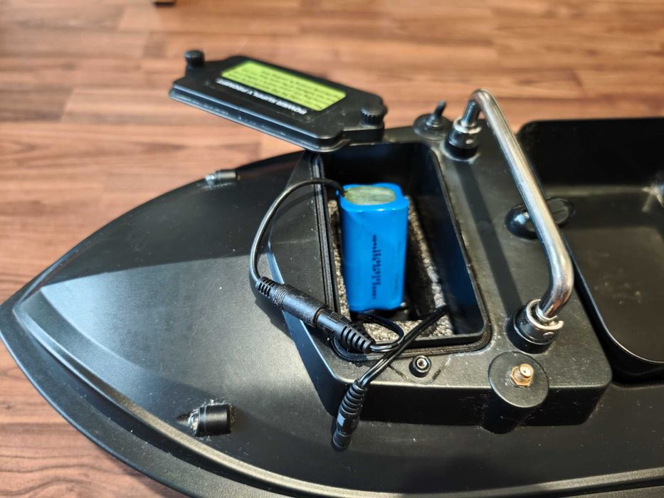 Navomodel - bărcuță pentru plantat