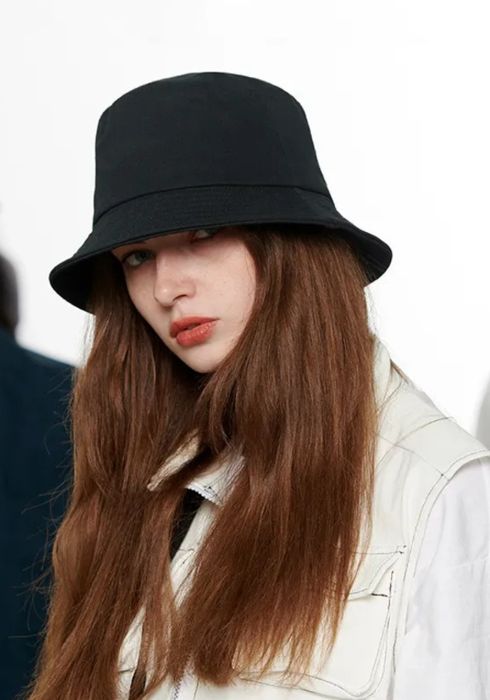 Шапка идиотка / с две лица / шапка с периферия