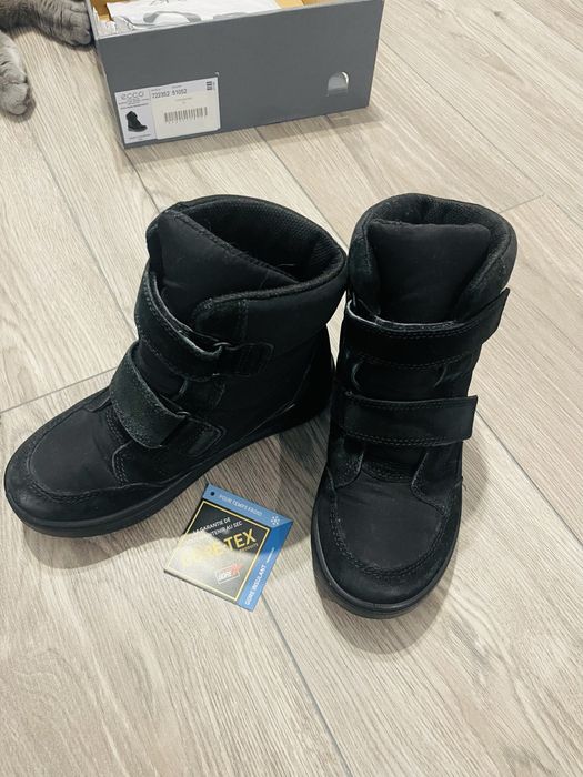 Продам зимние сапоги Ecco