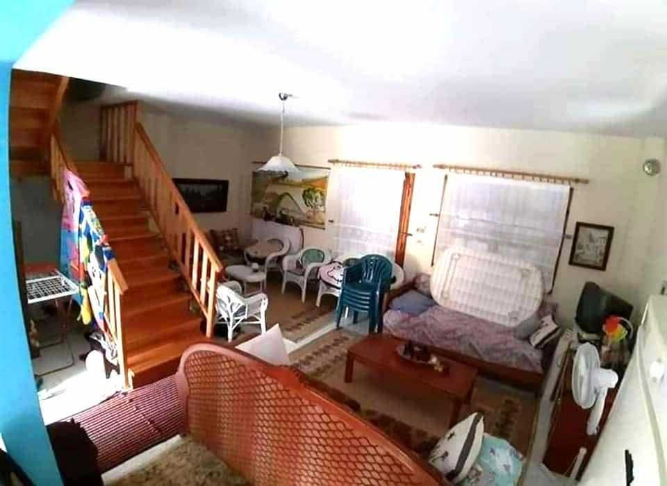 Продава 2ет къща с площ 100 м2 и двор 700 м2 в Ставрос, Гърция