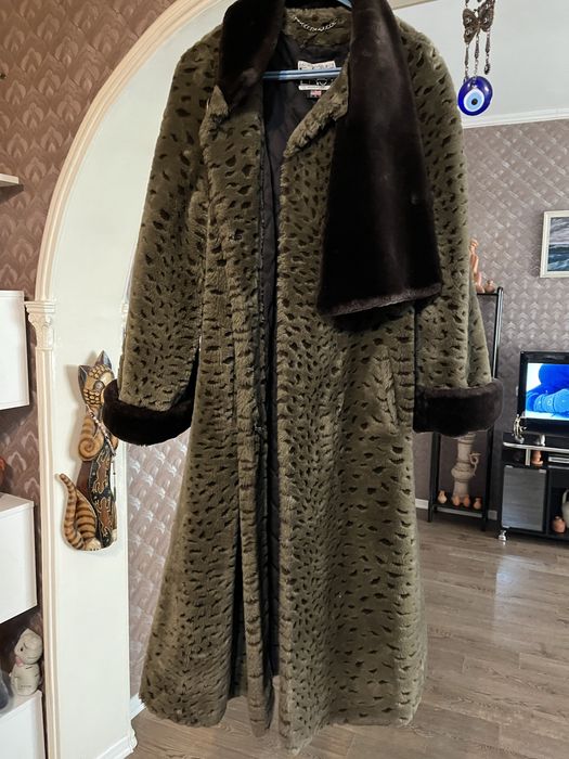 Продам шубу искусственную