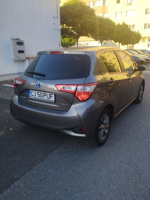 Vând Toyota Yaris
