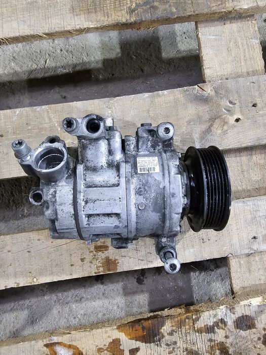 Двигател 4.2 ТДИ 351 от ауди Audi a8 d4 4h На части скоростна кутия