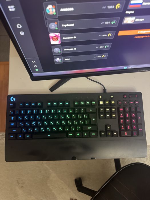 Клавиатура Logitech G213
