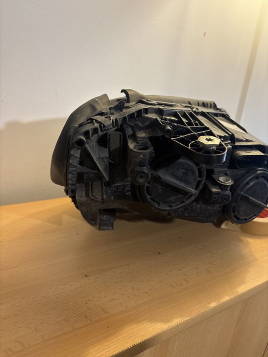 Фар Mercedes C-class A205