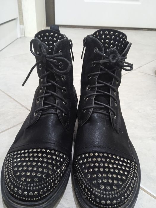 Детские осенние ботинки