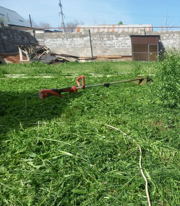 Стрижка газона. Покос травы.