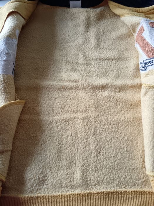 Суичър нов жълт за 7/8год.