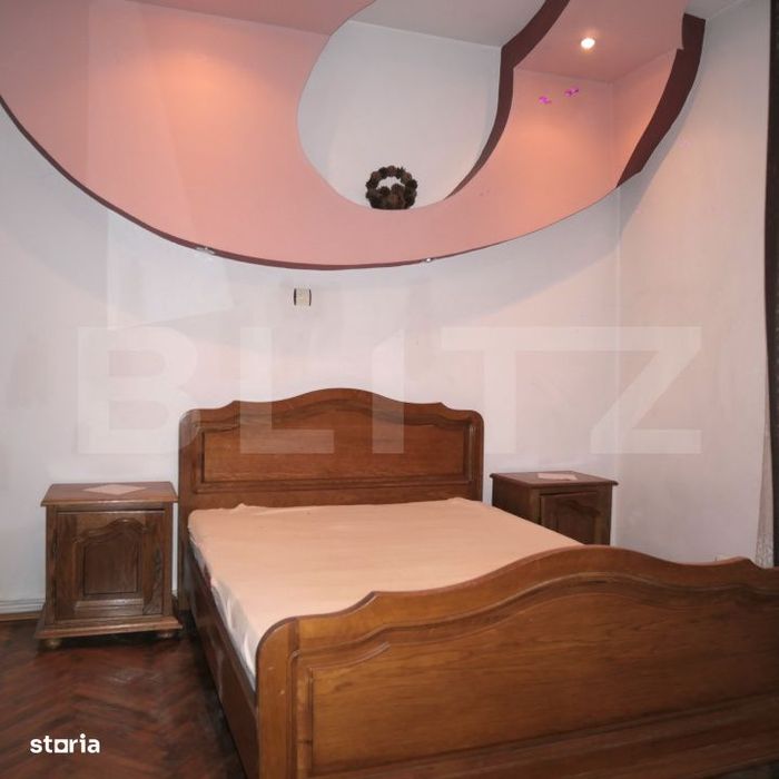 Casa de vanzare, 160 mp, zona Centrala