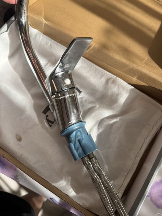 Кухонный смеситель