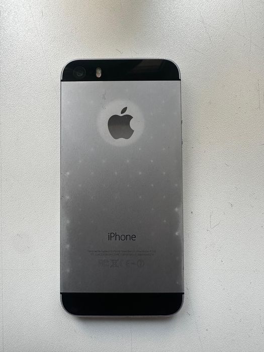 Продам Iphone 5S 32Gb