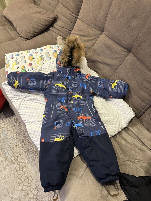 Продам комбинизон детский