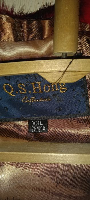 Продам женскую шубу.