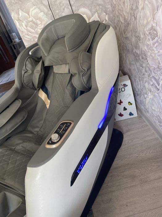 Массажное кресло