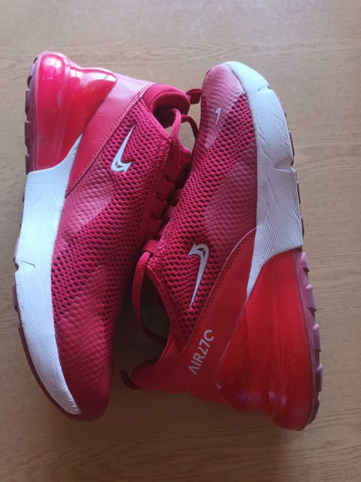 Продавам мъжки маратонки NIKE, обувани само един път