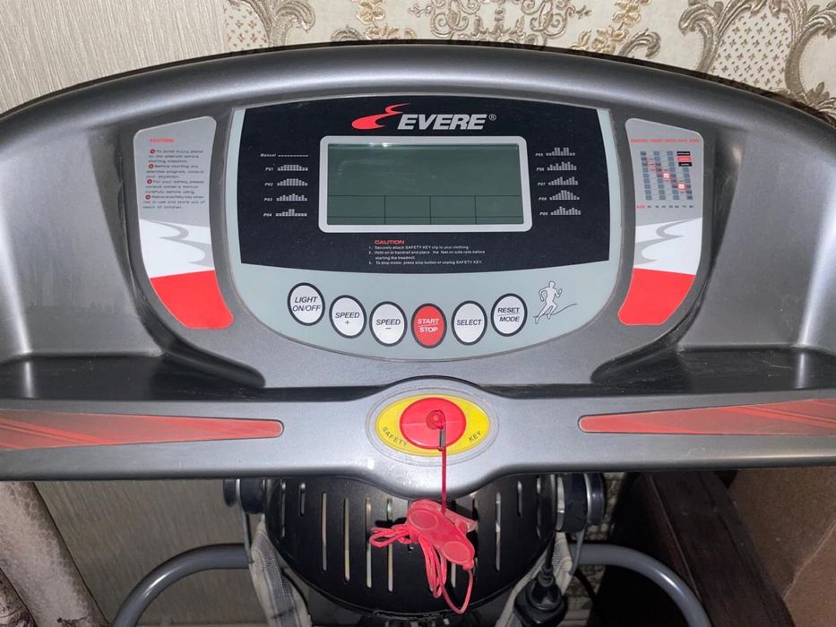 Продаем беговую дорожку