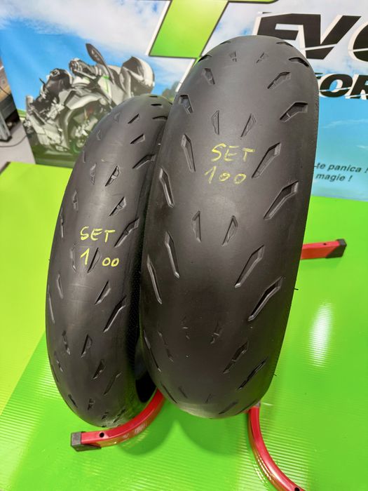 Set Anvelope Moto 120 70 17 si 180 55 17 Michelin 2023 Power5 Set100