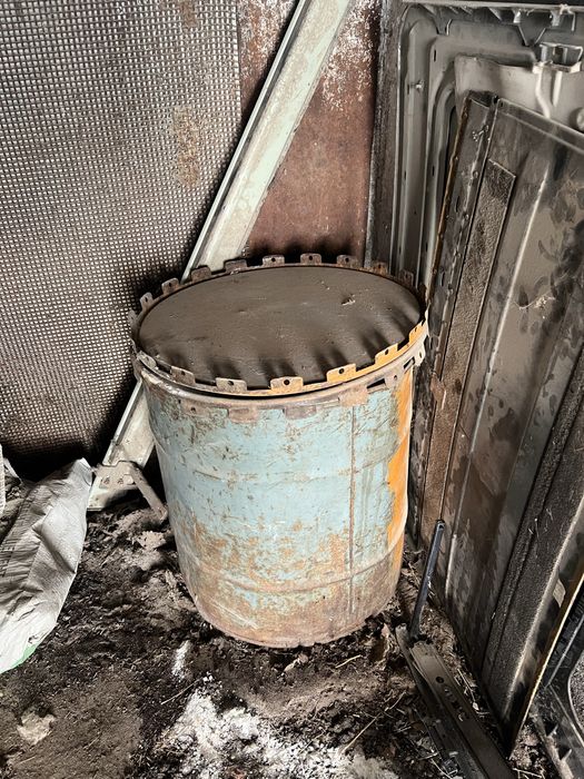 Продам бочку под корма