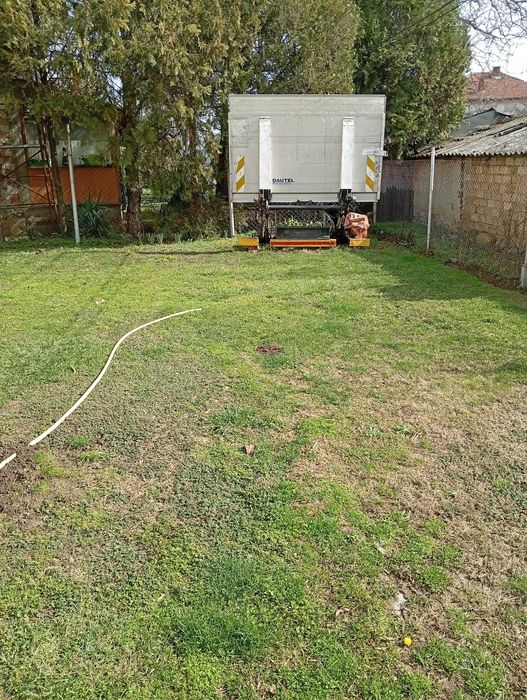 падащ борд за камион