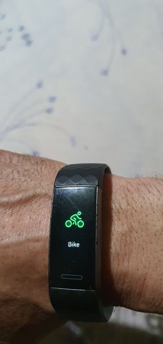 Vind Bratara fitness