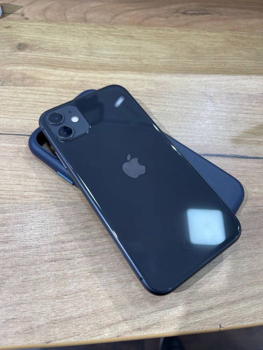 Iphone1164gb black