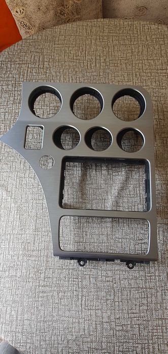 Алфа Ромео 159 централна конзола