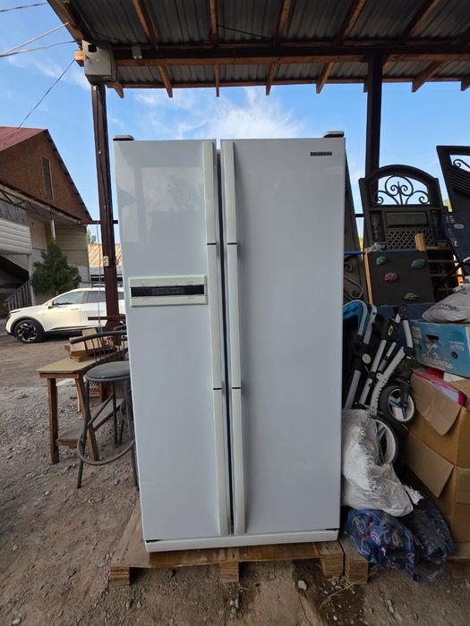 Продам Холодильник Samsung б/у