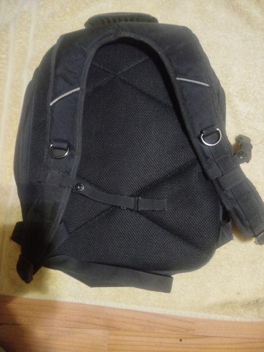 Продам рюкзак для ноутбука