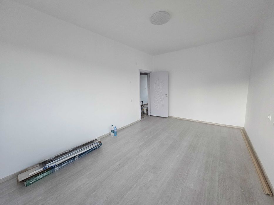 Продава се Тристаен апартамент в Горна Оряховица - 110 кв.м за 1455 €/кв.м - Снимка #3