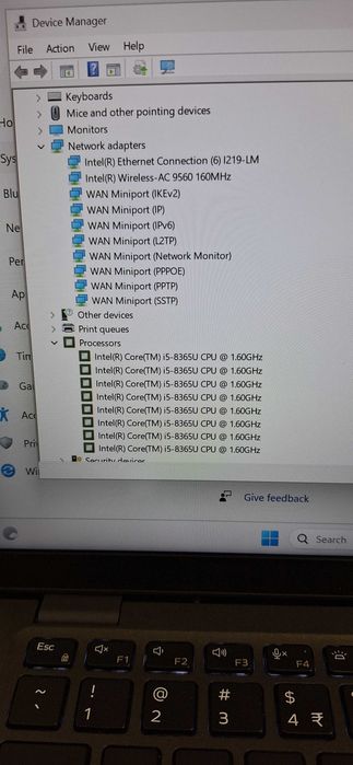 Laptop Dell Windows 11 cu i5 gen 8, 256 SSD, 14 inch full HD, 4G-GPS