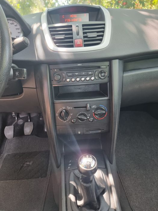 Peugheot 207 ,1.4 VTI