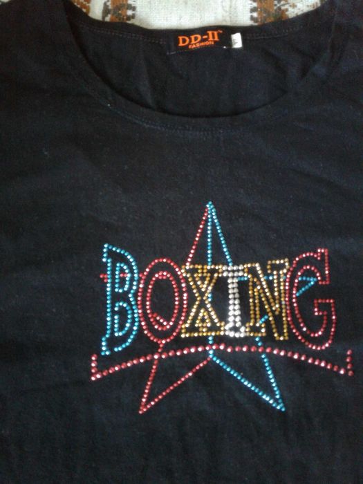 Продавам дамски блузи