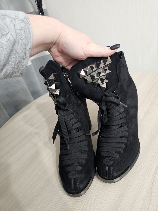 Новые ботильоны на каблуке