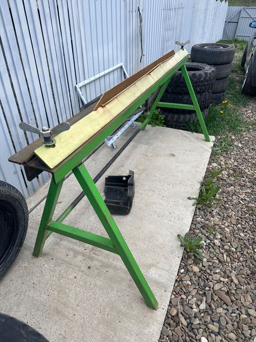 Abkant/ mașina de îndoit tablă