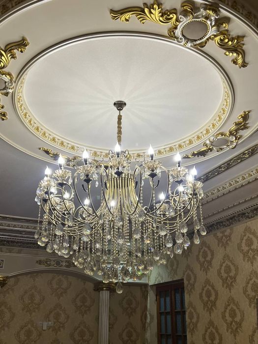 Люстра хрустальная большая