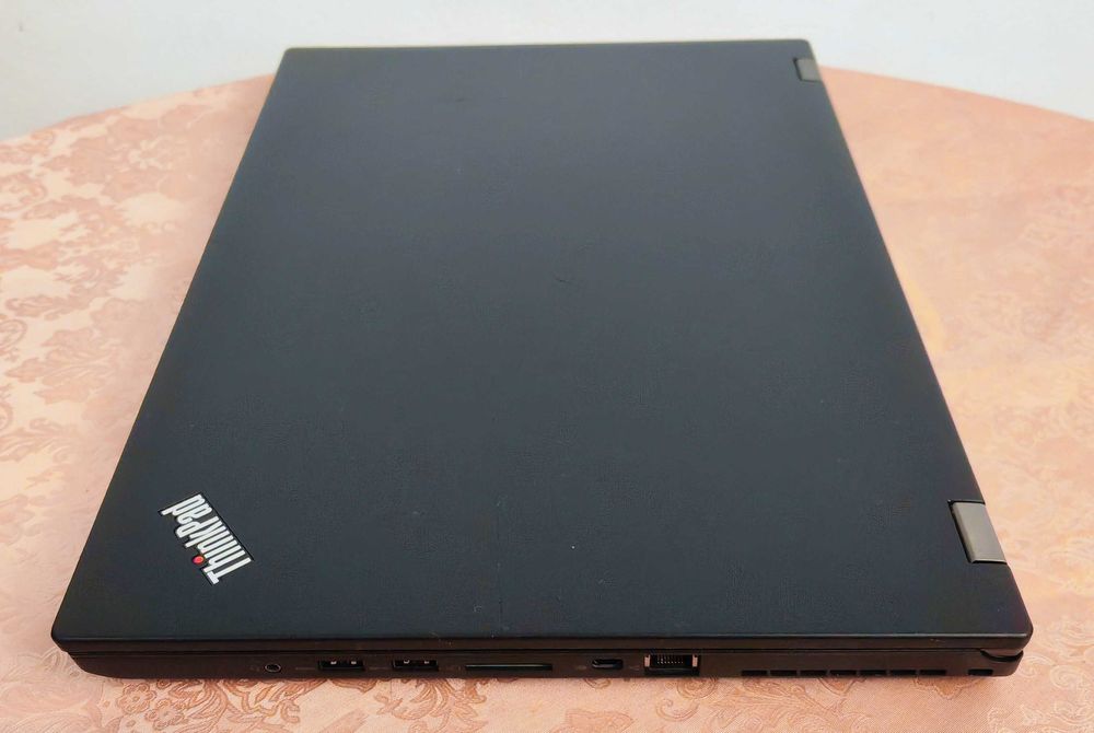 ThinkPad P72/Core i7-8850H/16GB RAM/256G SSD/Quadro P2000 4GB/17.3 IPS