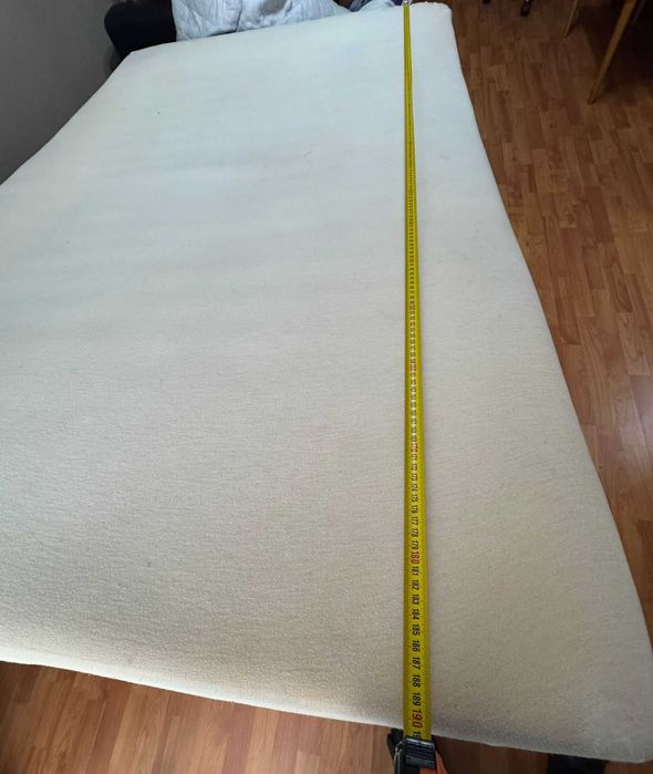 Vând Saltea 120x190x22 cu arcuri