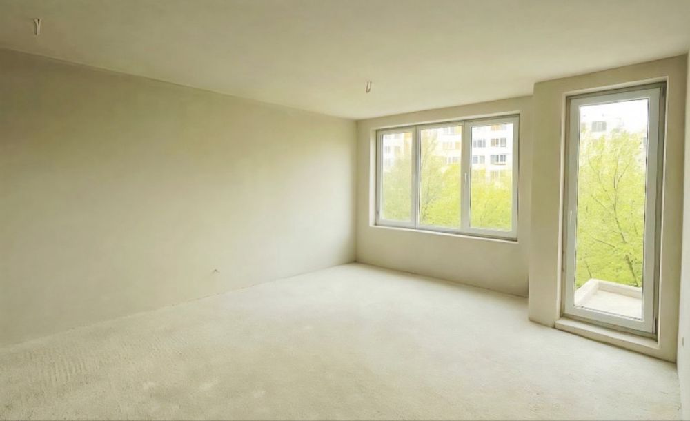 Продава се Двустаен апартамент в София, Надежда 4 - 57 кв.м за 2211 €/кв.м - Снимка #1