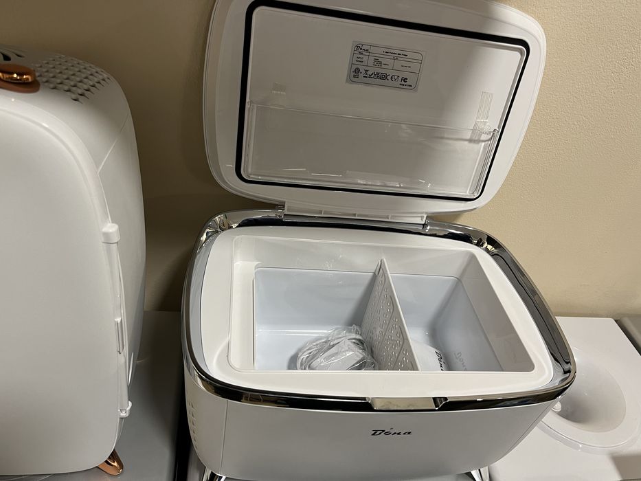 Мини холодильник для косметики