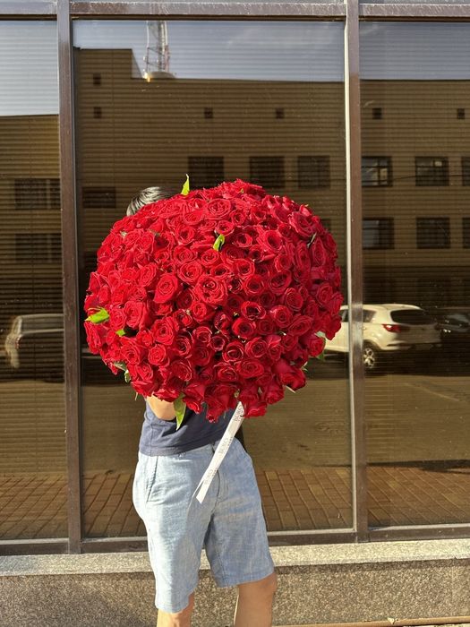 Розы. Розы по акции.