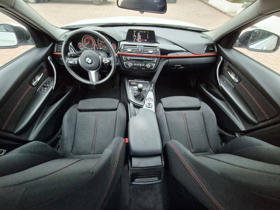 Bmw Seria 3 F30 M pachet la interior  2013 2,0 D