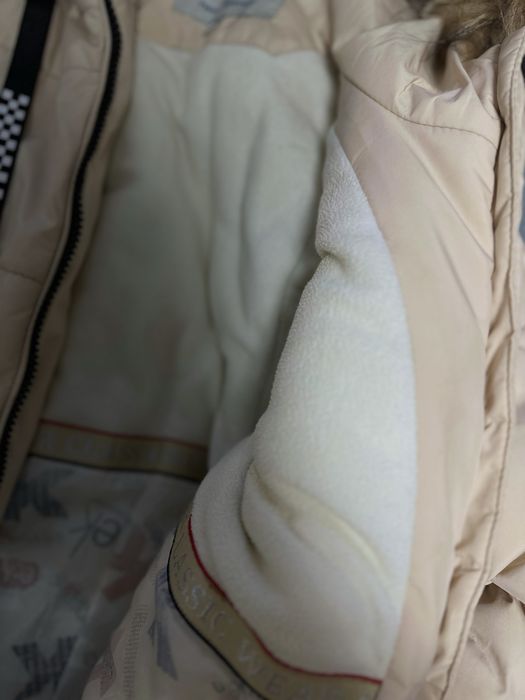 Продам  куртку демисезоную,